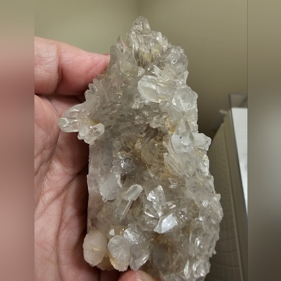 160g, Quartz Carved Squirrel, New! - Picture 14 of 14